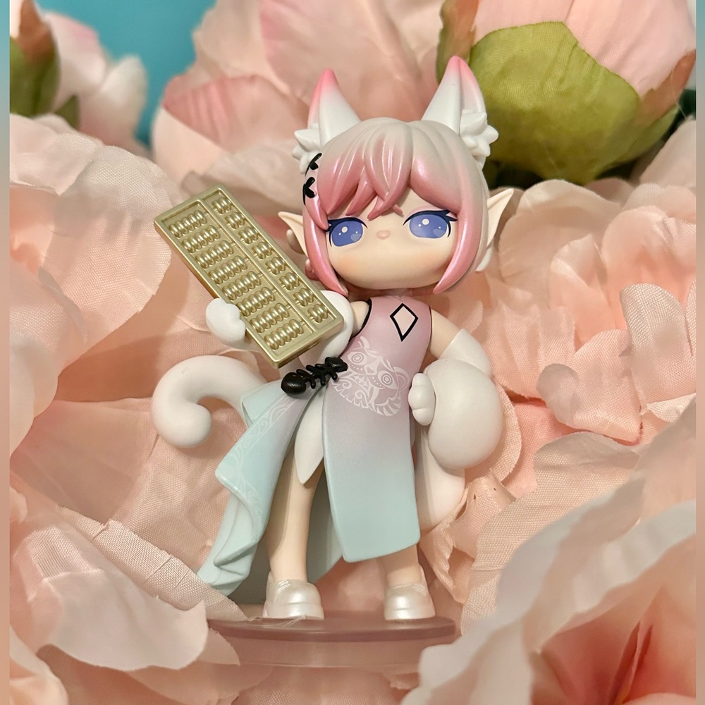 Rolife SURI Town Series Blind Box Figurine-Tavern Owner